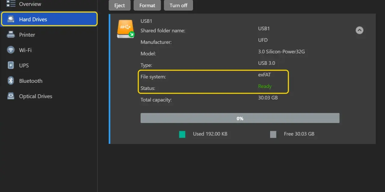 Dysk USB1 ma system plików exFAT, gotowy do użycia. Alternatywnie można wybrać NTFS.