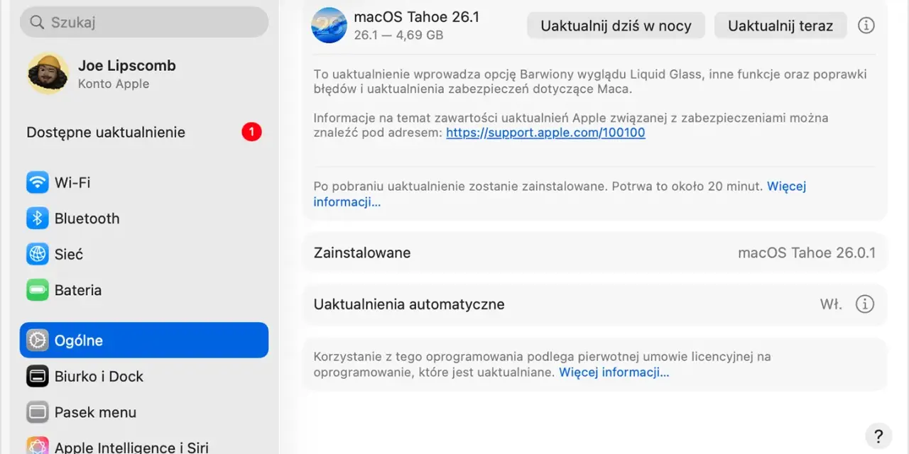 Uaktualnienie systemu operacyjnego macOS Tahoe 26.1 na MacBooku. Dostępne są nowe funkcje i poprawki bezpieczeństwa.