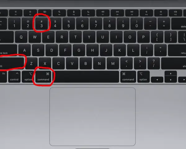 Chcesz wiedzieć, jak zrobić screen na Macu? Naciśnij klawisze Shift + Command + 3.