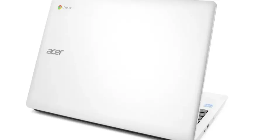 Biały Chromebook Acer z logo Chrome. Zastanawiasz się, czym się różni chromebook od laptopa?